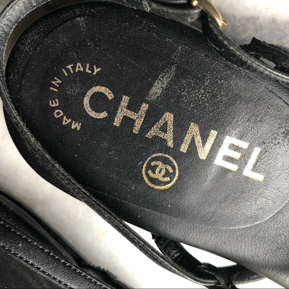 CHANEL Lambskin crystal encrusted gold link sandal - Picture 6 of 16